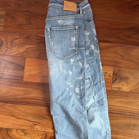 Trendy Distressed Light Blue Skinny Jeans - Picture 7 of 9